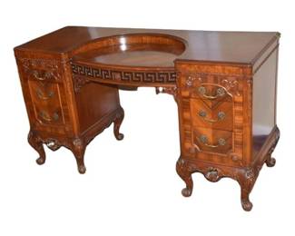 10. Vintage Desk Vanity