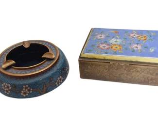 194. Vintage Ashtray and Dresser Box