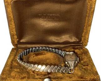 Lot 003   2 Bid(s)
Vintage Elgin Ladies Gold Filled Watch (w/ Case)