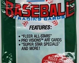 Lot 830   1 Bid(s)
1992 Fleer Baseball Card Unopened Pack
