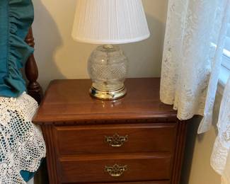 Broyhill nightstand 
