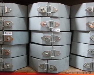 LOT OF 24 VINTAGE HOLLYWOOD FILM CANNISTERS