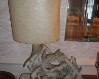 Wonderful Driftwood Lamps