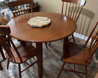 Solid Wood Round Dining Table w/4 Spindle Back Chairs