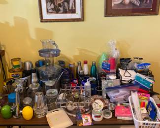 Various Kitchenwares
