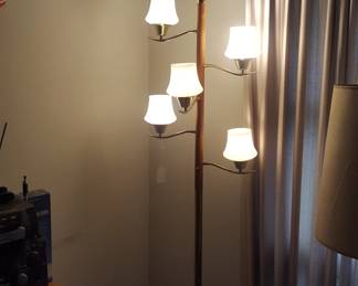 M C M pole lamp with 5 lights