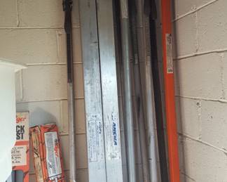 ratcheting cargo bars for tractor trailer and aluminum load bars.