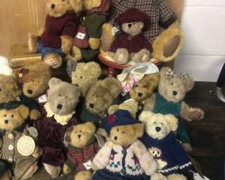 Hundreds of Boyd’s bears 