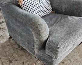Gray accent chair 