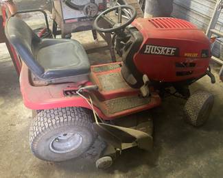 Huskee Riding Mower (46"/Not Running)