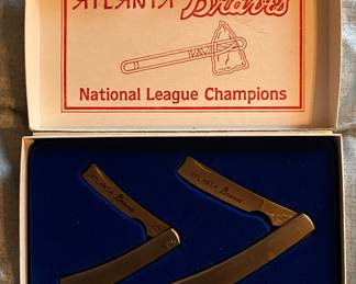 Vintage Atlanta Braves Knife Set