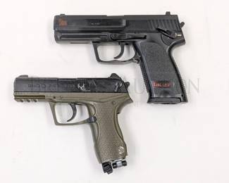 2) AIRSOFT PISTOLS
(1) HK USP PISTOL - CAL 6MM
(1) GAMO C-15 BLOWBACK - CAL 4.5MM (.177 BB)