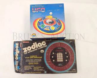(2) VINTAGE TOYS (1) SUPER BLOWING BALL SERIES II UFO TOY...