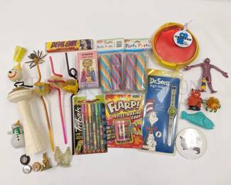 VINTAGE TOYS DR. SEUS DIGIT WIDGET, IN ORIGINAL PACKAGING (...