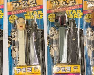 (8 PCS) VINTAGE "STAR WARS" TOYS
IN ORIGINAL PACKAGING
(5) PEZ CANDY DISPENSERS
(4) TOYS