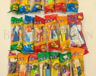 (20) VINTAGE 1990'S "STAR WARS" PEZ, NIP