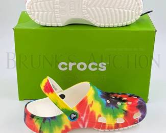 CROCS CLASSIC CLOG, TIE DYE NEW IN ORIGINAL BOX SIZE: MEN'S 9 - W...