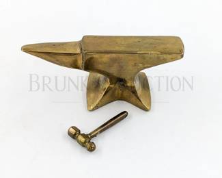 MINIATURE BRASS ANVIL W/ HAMMER 4" X 1.5"