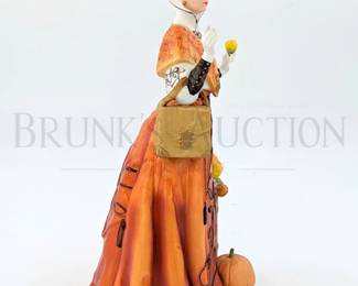 1991 AVON PORCELAIN FALL FIGURE "MRS. ALBEE AWARD" - PRESIDENTS...
