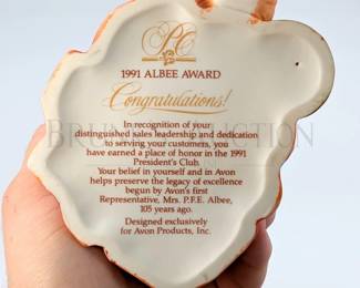 1991 AVON PORCELAIN FALL FIGURE "MRS. ALBEE AWARD" - PRESIDENTS...