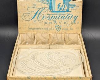 1950'S (8 PC) FEDERAL GLASS LUNCHEON SET IN ORIGINAL BOX (...