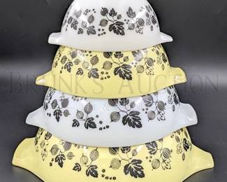 (4) VINTAGE! - PYREX MIXING BOWLS, YELLOW/WHITE GOOSEBERRY CIN...