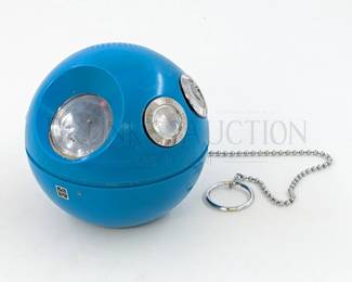 VINTAGE PANASONIC R-70 PANAPET RADIO, BLUE W/ CHAIN FOR HANGI...