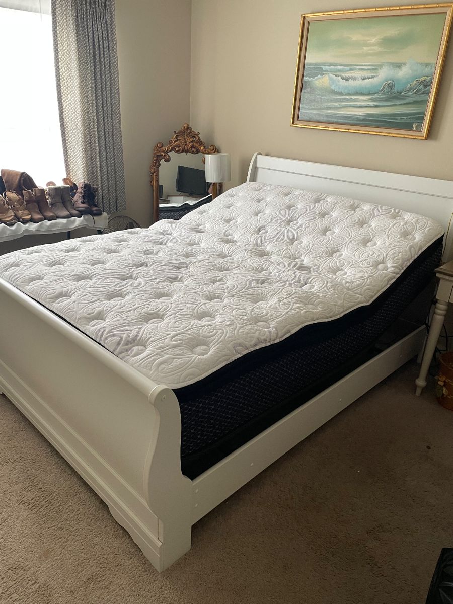 Beautyrest queen size adjustable bed