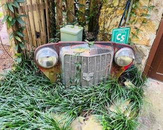 Vintage Kaiser K Willys grille