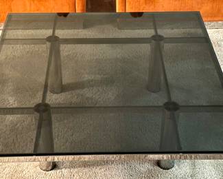 Mid Century Modern Knoll Andre Square Table with Smoked Glass and Polished Steele

Designed by Tobia Scarpa 

Measures 54” w x 54” d x 27.5” h 

Circa 1969
