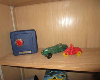 Vintage toy safe and cars