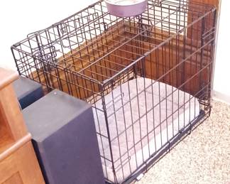 Medium dog kennel