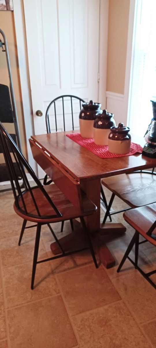 Drop leaf kitchen table and chairs