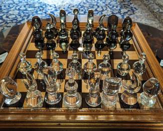 Amazing Murano glass mirror board chess set, by Loredano Rosin, Italy. - Again, look him up this jewel is expensive.