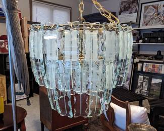 Wonderful MCM 5-light brass/crystal fixture, by Zero Quattro Murano, from the late 70's, early 80's.