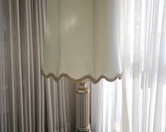 White porcelain Corinthian column table lamp