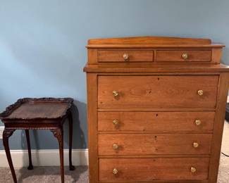 Beautiful chest of drawers