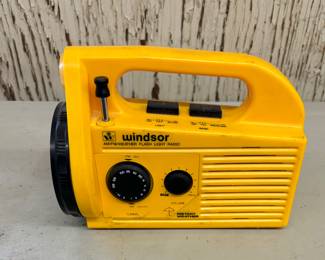 Windsor weather/ Am/Fm Radio