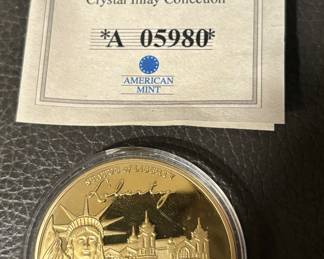 American Mint symbols of freedom coin Statue of Liberty with Crystal Inlay