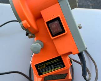 Chainsaw chain electric sharpener