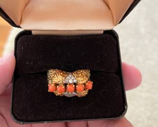 Gold and red coral ring