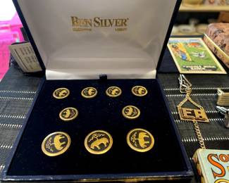 a very nice box of Brooks Brothers Ben silver, 14k gold plated buttons 