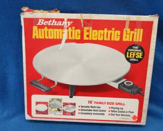 Lot 74. Electric lefse grill that is untested&nbsp;- unfortunately