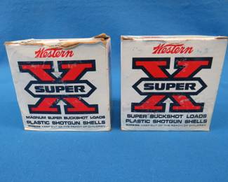 Lot 183. 49 Western Super X 12-gauge shells.&nbsp; 25 rounds of #1 buckshot and 24 rounds of #4 buckshot