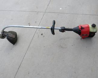 Lot 247. Craftsman 32cc Weedwacker