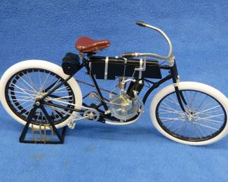 Lot 286. 1:6 Scale Die-Cast 1903-1904 Harley Davidson Motorcycle "Authentic Replica"