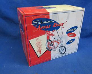 Lot 319. Schwinn 1/6 Sting-Ray Apple Krate Die-Cast Bicycle