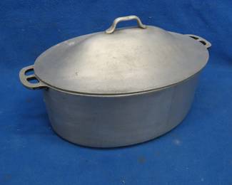 Lot 344. Master Heavy Cast Roaster