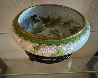 CLOISONNE BOWL ON STAND 