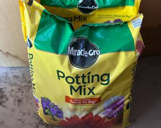 POTTING MIX